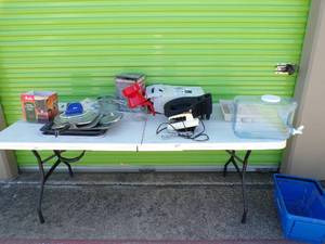 lot 208 image: Mixed Lot of Kitchen Items, Including Baking Pans, Cutting Boards, Water Dispenser, Drip Coffee Maker and More