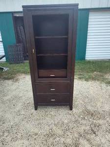 lot 107 image: shelf with drawers door missing glass