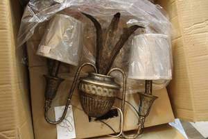 lot 37 image: Corbett lighting fixture