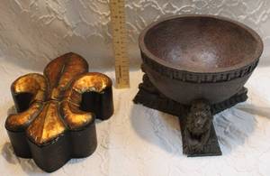 lot 43 image: bowl being held up by lions Fleur De Lys trinket box