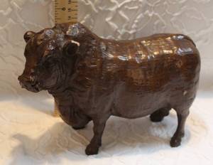 lot 53 image: brahma bull decor