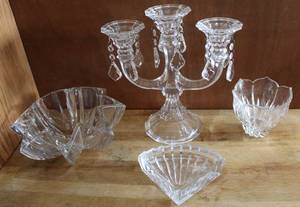 lot 4 image: mixed lot of crystal