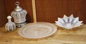 lot 134 image: FOSTORIA WHITE OPALESCENT CANDLE HOLDERS Lily Pad BOWL HANDKERCHIEF EDGE and more see pics