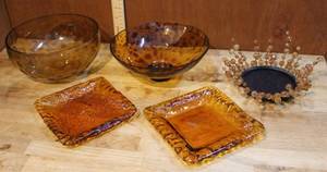lot 138 image: Amber lot like Vintage Gorgeous Hand Blown TortoiseLeopard Art Glass Serving Bowl and much more see pics
