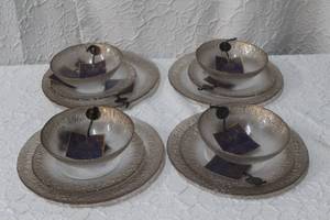 lot 209 image: Artistic hand made in turkey plates and bowls and saucers