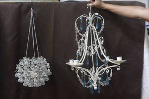 lot 258 image: Decorative candle chandeliers