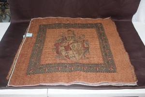 lot 275 image: Vintage tapestries