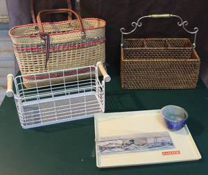 lot 333 image: Mixed Lot of baskets and more