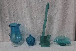 lot 352 image: an abstract art piece made of glass and ruffled glass basket and small round glass trinket try with lid  more see pictures