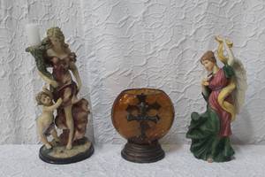 lot 353 image: Amber glass vase with metal cross on it and Vintage Grandeur Noel Collectible Porcelain Nativity Angel and candle holder Lady with child