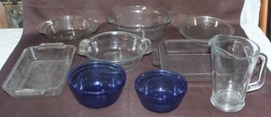 lot 370 image: Bake wear dishes