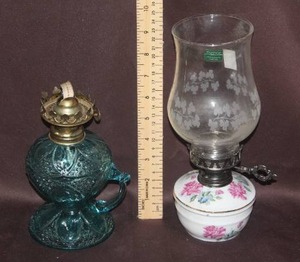 lot 385 image: Two small oil lanterns
