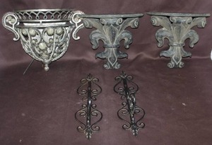 lot 421 image: Wall light and decorative shelves and more see pictures