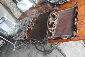 lot 520 image: four serving platters