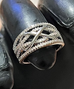 lot 15 image: .925 Sterling Silver Eternal Infinity Ring WPlatinum Plating&nbsp