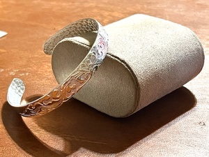 lot 22 image: .999 Silver Elegant &amp Stylish Cuff Bracelet
