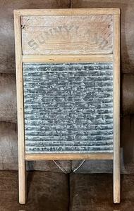 lot 28 image: AntiqueVintage Sunny Land Standard Family Sized Washboard