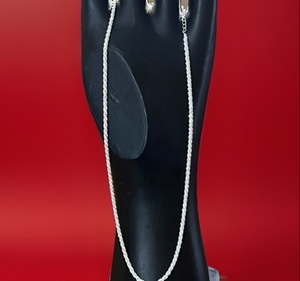 lot 75 image: .9999 Silver Sparkling Cauliflower Necklace