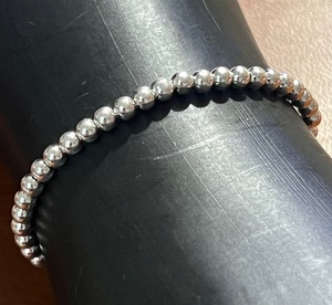 lot 95 image: .925 Sterling Silver Light Bead Rons Bracelet