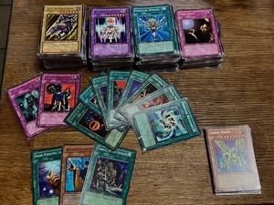 lot 108 image: 450 Vintage Yu-Gi-Oh Cards - Including Spell Cards, Trap Cards, &amp 30 Rare, Super Rare Cards