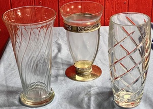 lot 132 image: Vintage 1960s Teleflora Glass and Gold Metal Vase, Vintage Fine Chrystal Swirled Vase, &amp Teleflora Spiral Pattern 24% Lead Crystal Clear Flower Vase Czech Republic&nbsp