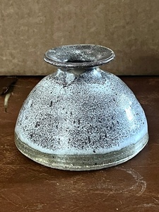 lot 155 image: Hand-Made Speckled Stoneware Pottery Vase