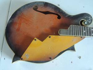 lot 419 image: Gibson mandolin 8 strings f - style need completion