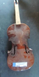 lot 832 image: Violin Antonius model# vn-10514