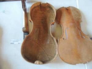 lot 841 image: VIOLIN BODY & NECK TO BE RESTORED - MACHIAS NEITNER GEIGENMACHER  1800  NRO 94, REPAIRED 1901