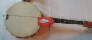 lot 851 image: banjo- maple- open -4string- needs strings