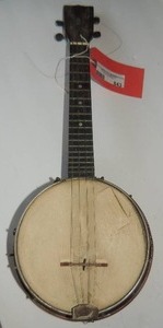 lot 843 image: Gibson VB-1 banjo ukulele  BABY GIBSON has resonator and needs 2 nuts on side , HAS A PATCH ON SKIN