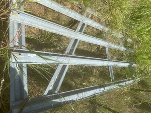 lot 1535 image: farm gate 10 ft.