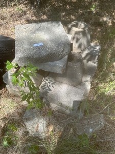 lot 1550 image: 8x18  stones