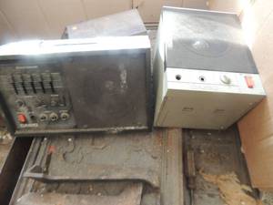 lot 1427 image: Casio graphitic equalizer & as-20 keyboard and speaker - 6.5 watts as-10