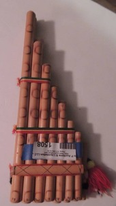 lot 1508 image: Bolivian pan pipes - 15 pan pipes