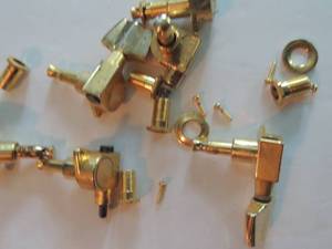 lot 1528 image: IBANEZ GOLD TUNERS