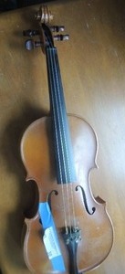 lot 30 image: West Germany  Violin 34