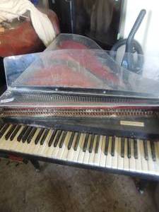 lot 897 image: Baldwin electric harpsichord