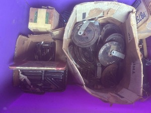 lot 922 image: piano tuning Pins