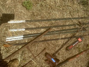 lot 1814 image: posts jack , rock bar, lug wrench