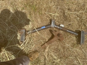 lot 1827 image: RECEIVER HITCH  38 BALL  & 1 