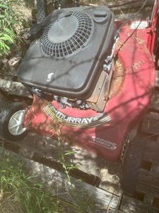 lot 1840 image: lawn mower