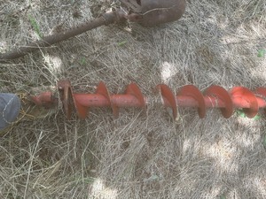 lot 1848 image: 5ft auger for post holes