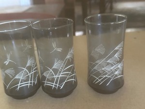 lot 201 image: WHEAT  ON  GLASSES QTY 3