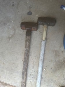 lot 1574 image: 2 long handle 5# sledge hammers