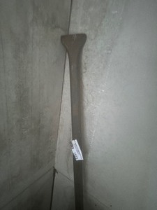 lot 1623 image: rock bar