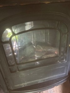 lot 1637 image: small electric heater