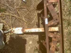 lot 1775 image: small disc plow