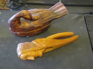 lot 82 image: swan- vintage nut cracker