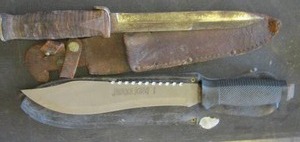 lot 118 image: multiple knives- letter opener